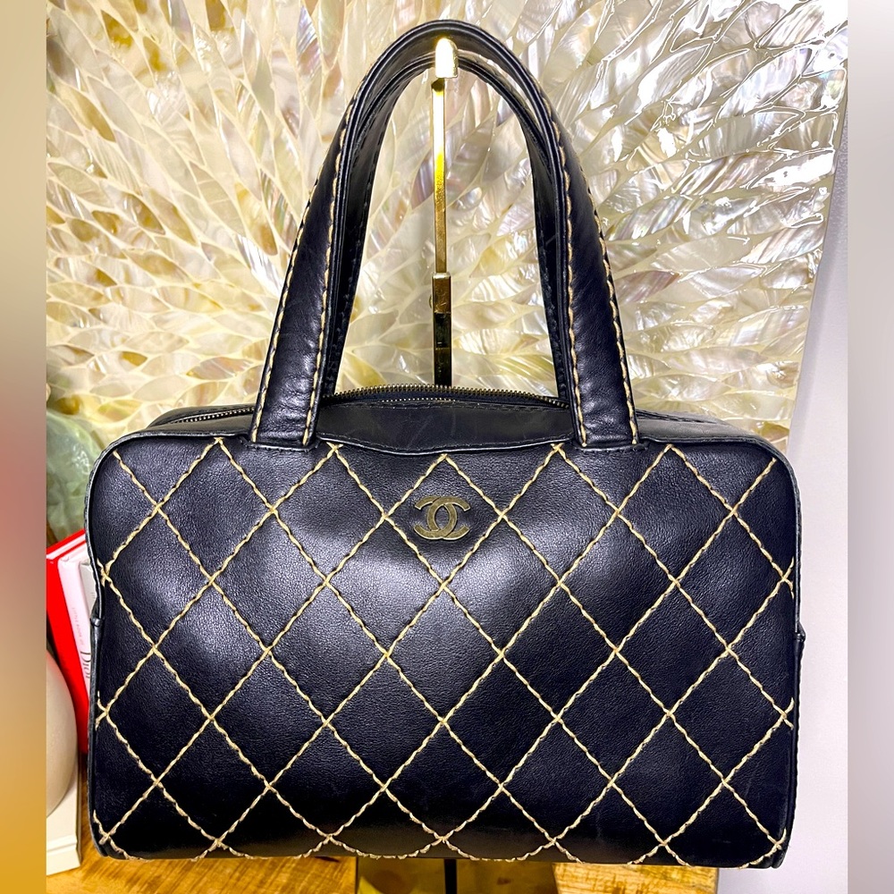 CHANEL Wild Stitch Calfskin Leather Handbag Zip Tote Purse